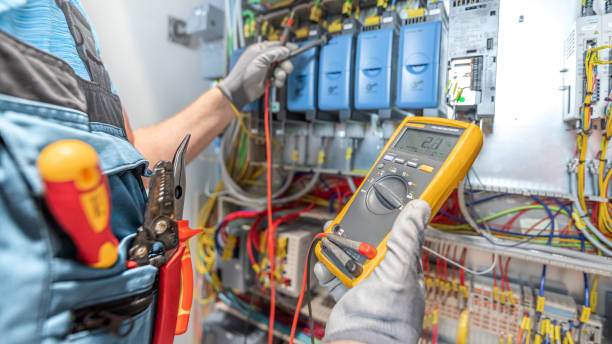 Best Electrical Troubleshooting Services  in Cedarburg, WI